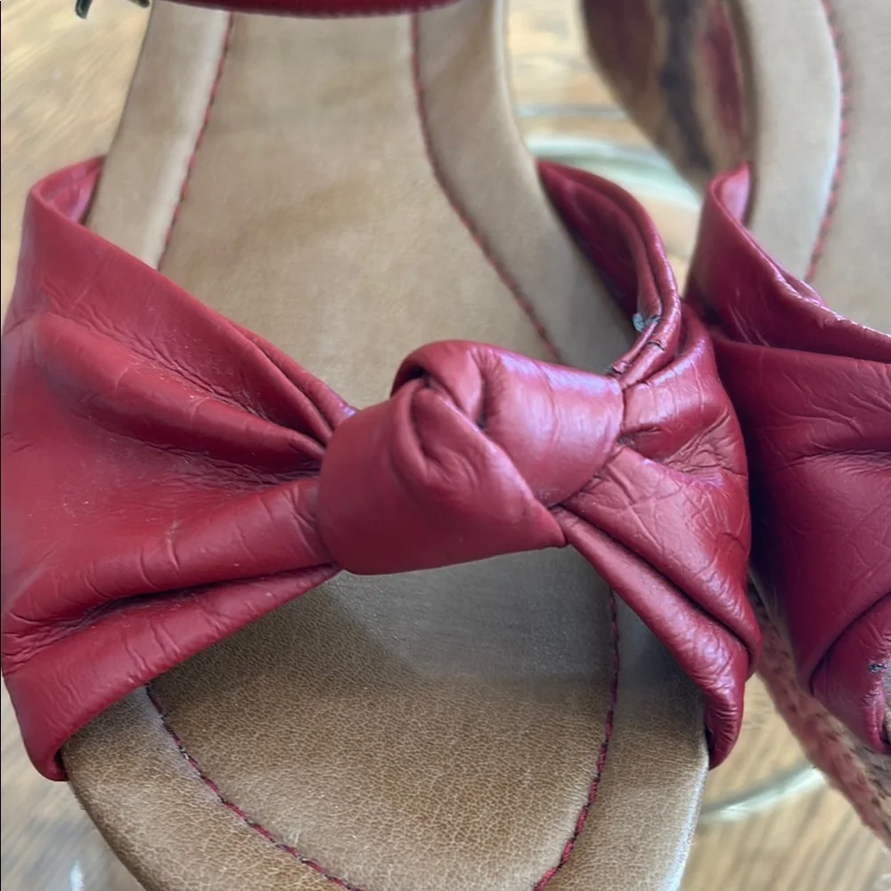 NWOT Montego Bay Club Red Floral Platform Wedge Espadrilles